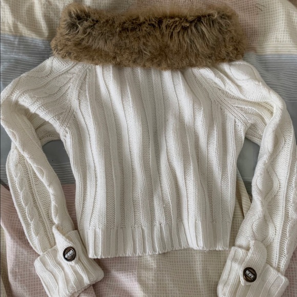 Cable knit sweater - Picture 2 of 2